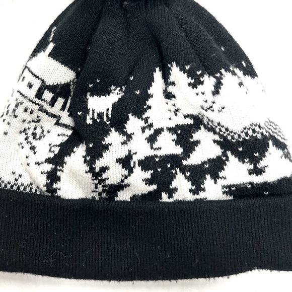 Topman Unisex Black & White Winter Hat Toque - Picture 2 of 4